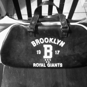 Brooklyn giants hand bag